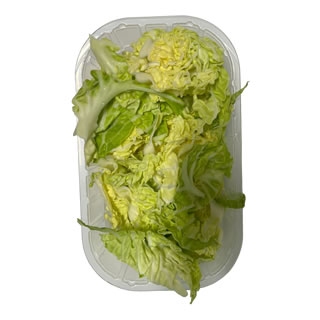 Verza tagliata da lavare